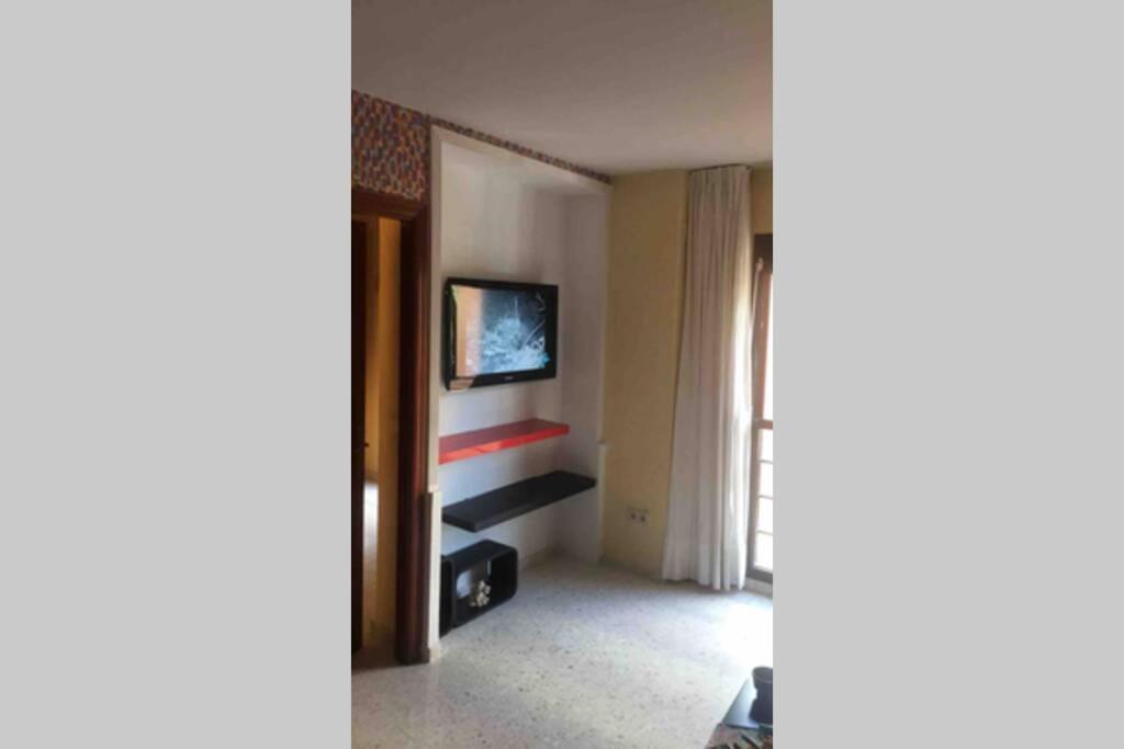 Confortable-tranquilo apartamento junto al centro Málaga Esterno foto